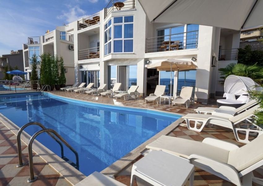 House in Bar Riviera, Montenegro 2 - 13331431