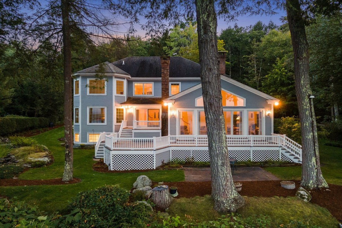 93 Chase Point Road In Tuftonboro, New Hampshire, United States For