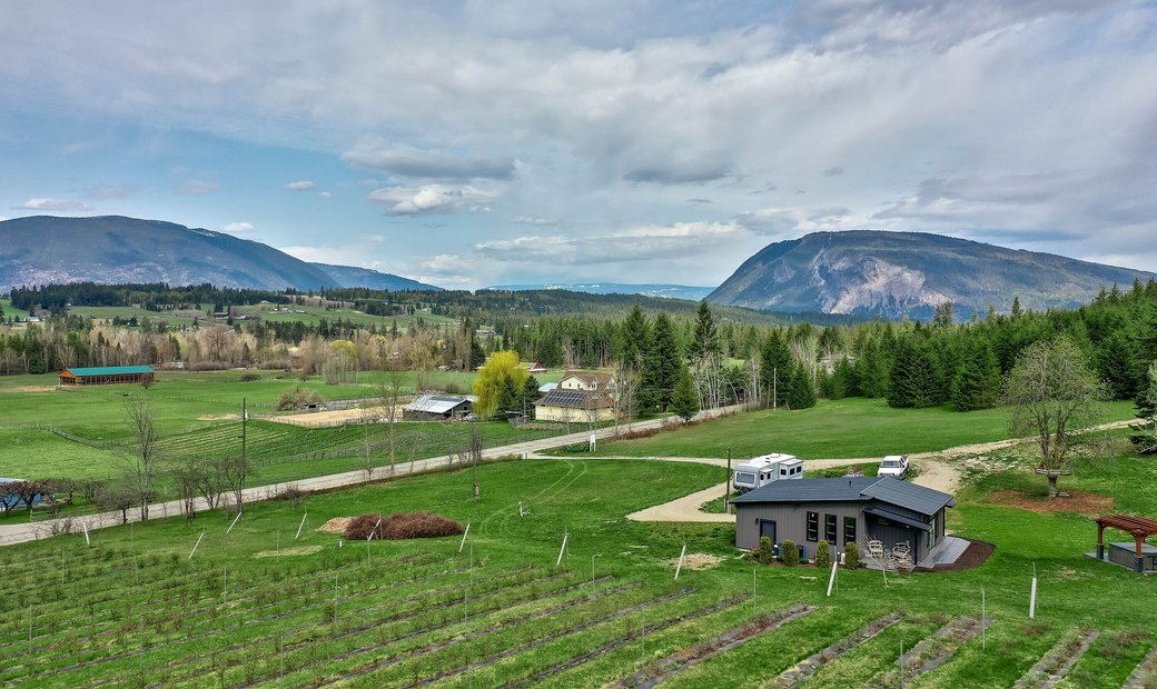 Beautiful Private Acreage In Salmon Arm, British Columbia, Canada For