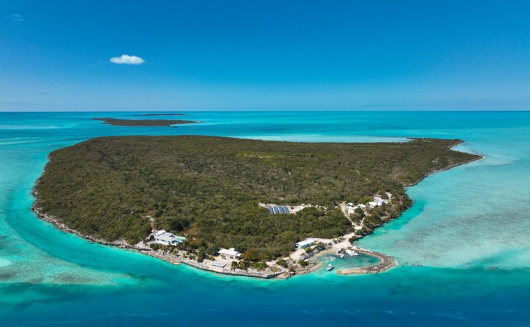 12 stunning private islands for sale around the world right now