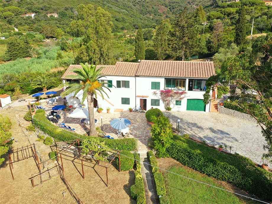 House in Marina di Campo, Tuscany, Italy 2 - 13332399