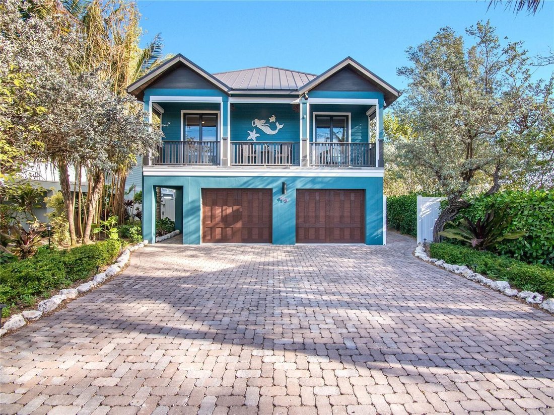 Beautiful Beachfront Home North Anna In Bradenton Beach, Florida