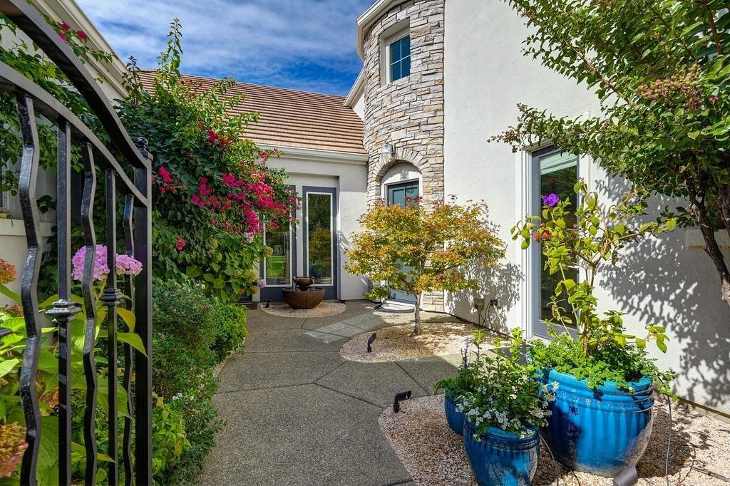 A Home Built For Gracious Living In El Dorado Hills, California, United