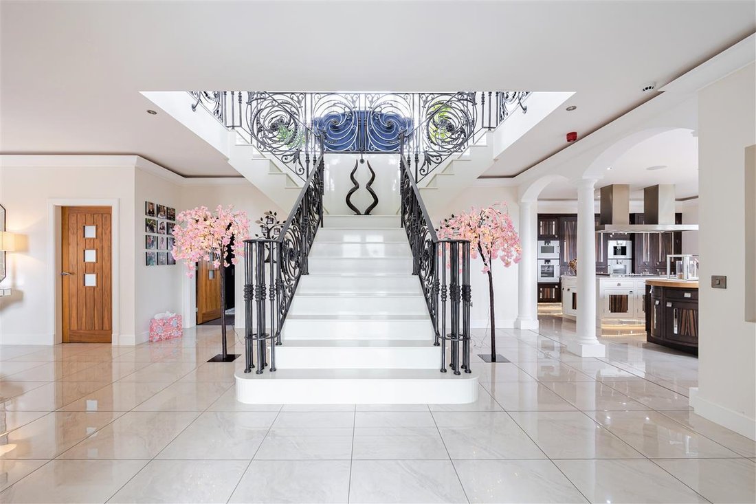 5 Bedroom Detached House For Sale In Bathgate, Scotland, United Kingdom