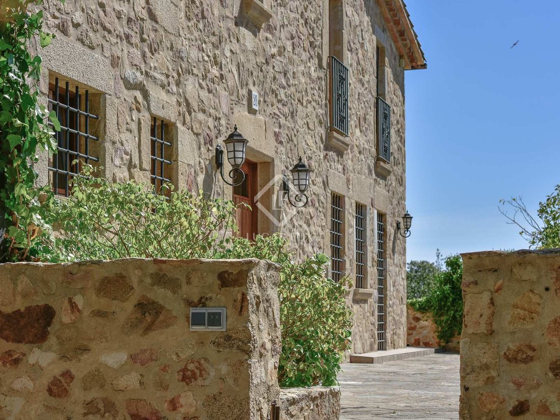 Castell Platja D’aro House / Villa In Girona, Spain For Sale (13161146)