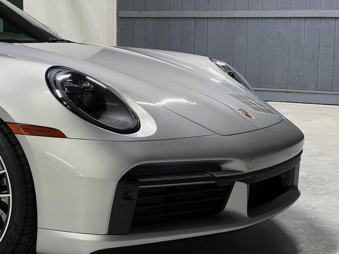 Cabriolet in Hallandale Beach, FL, United States 5 - 13337140