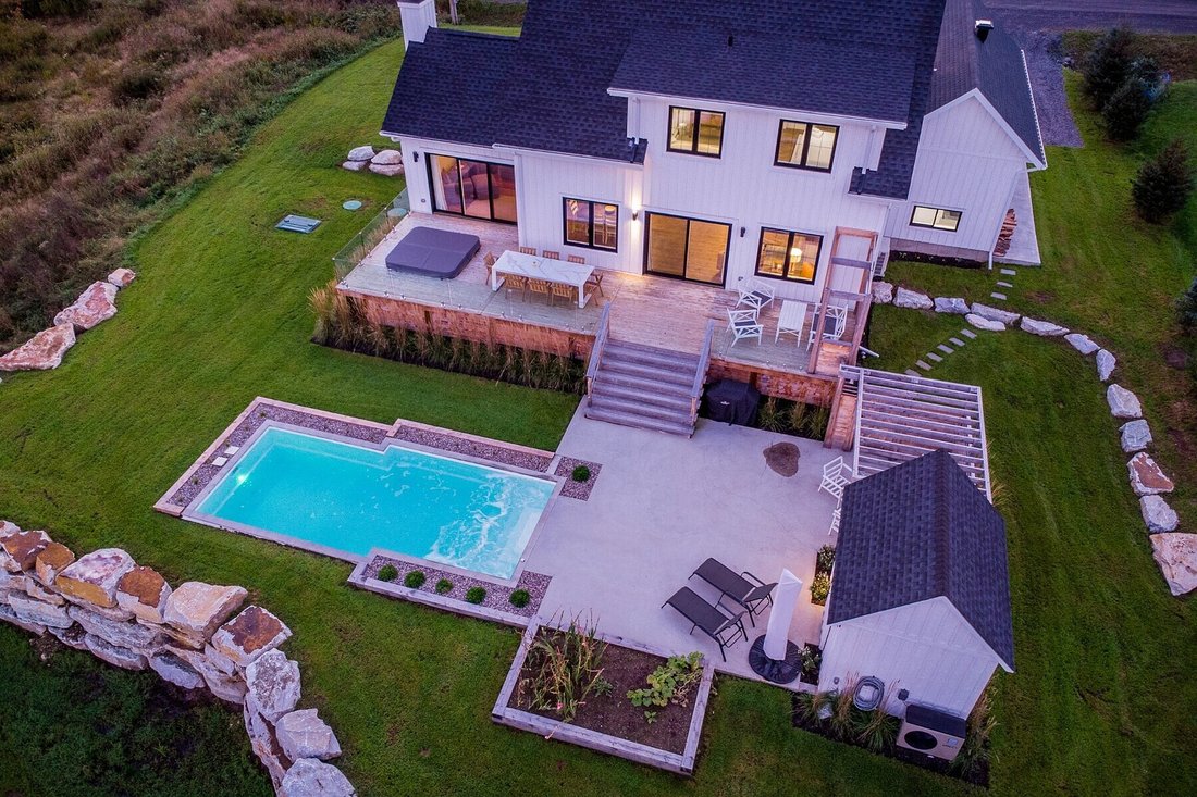 Sutton, Estrie In Sutton, Quebec, Canada For Sale (13337603)