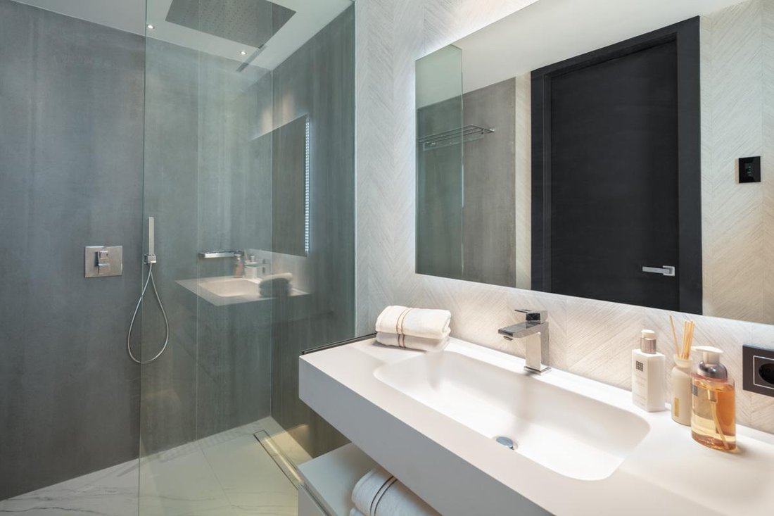Apartment in Puerto Banus, Marbella, Spain 5 - 13337628