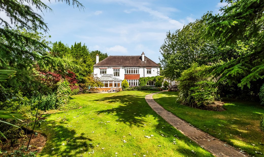 5 Bedroom Detached House For Sale In Sutton In Sutton, England, United