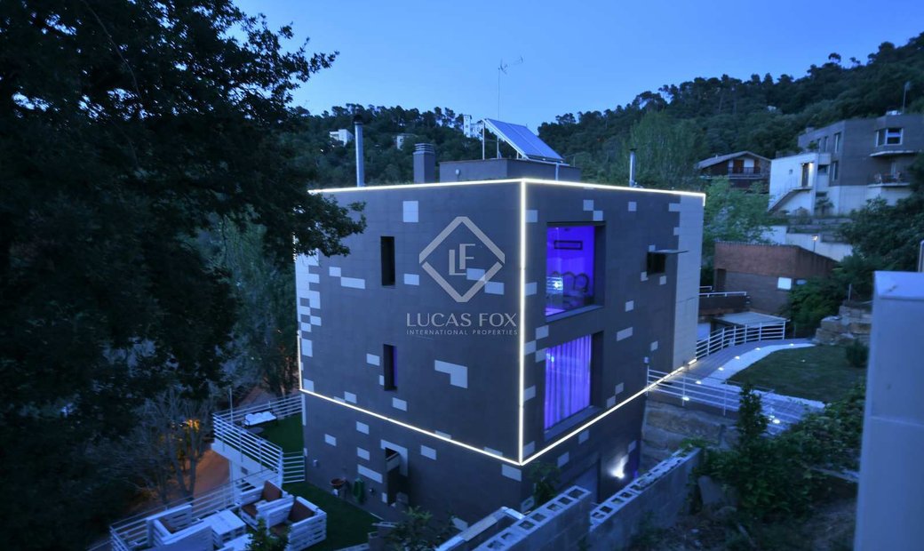 La Floresta House / Villa In Barcelona, Spain For Sale (12933984)