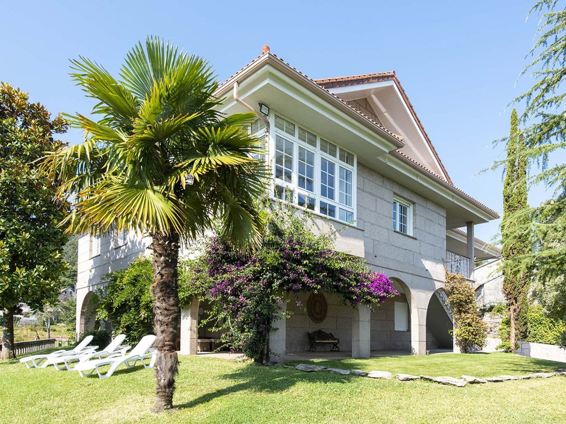 Gondomar House / Villa In Pontevedra, Galicia, Spain For Sale (12140312)