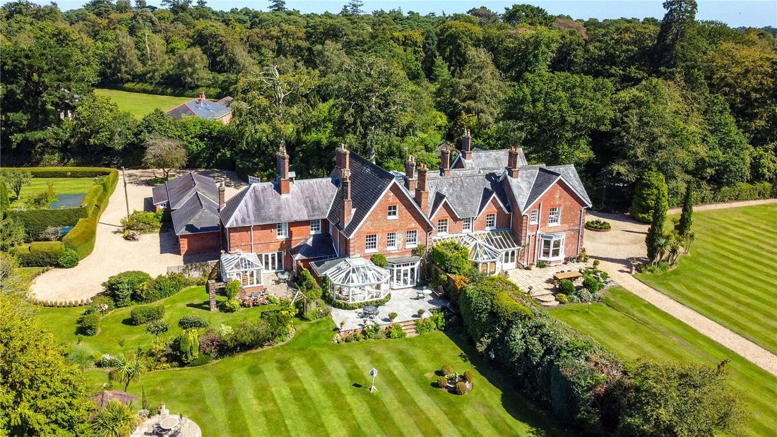 House in Burley, England 1 - 13319321