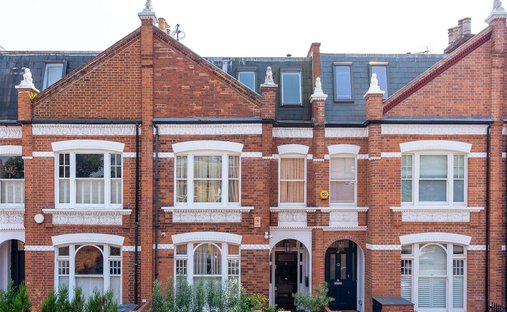 House in Hurlingham, Hammersmith and Fulham, England 1