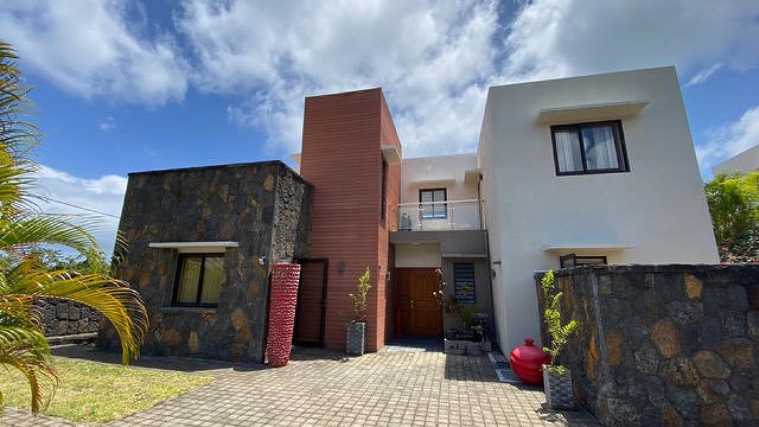 Villa With Panoramic In Grand Gaube, Rivière Du Rempart District