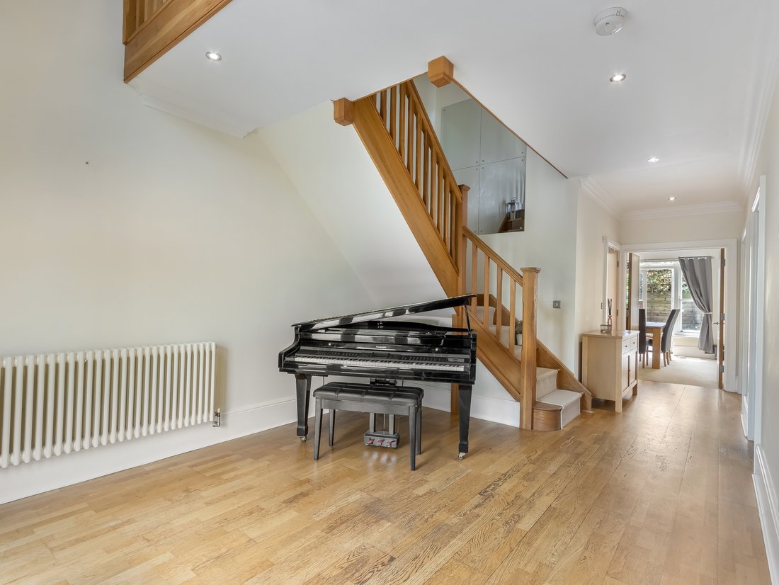 6 Bedroom House For Sale In Goffs Oak In Goff's Oak, England, United