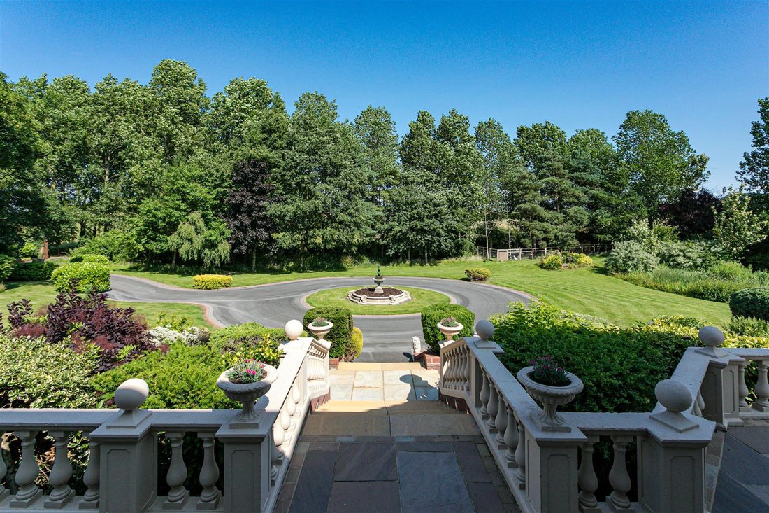 5 Bedroom Detached House For Sale In Weeton, In Weeton, England, United