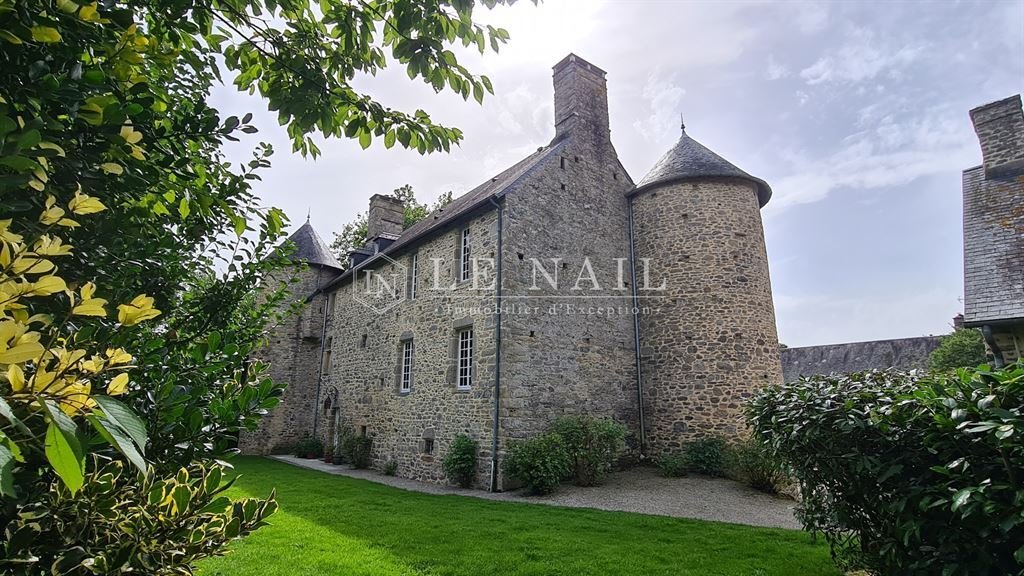 16th C. Listed Manor House, Less Than 20 Km From In Coutances, Normandy