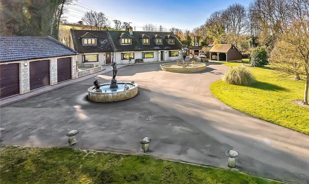 6 Bedroom Detached House For Sale In In Paulton, England, United