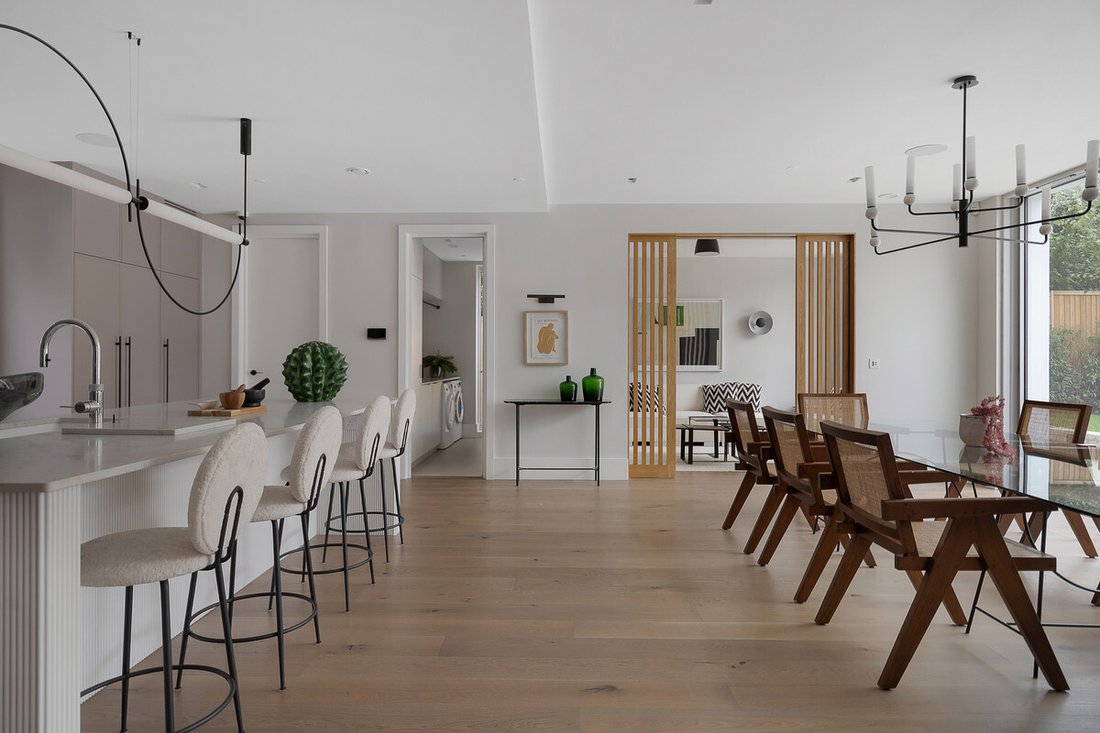 House in Ealing (London Borough of Ealing), Ealing, England 5 - 13336130