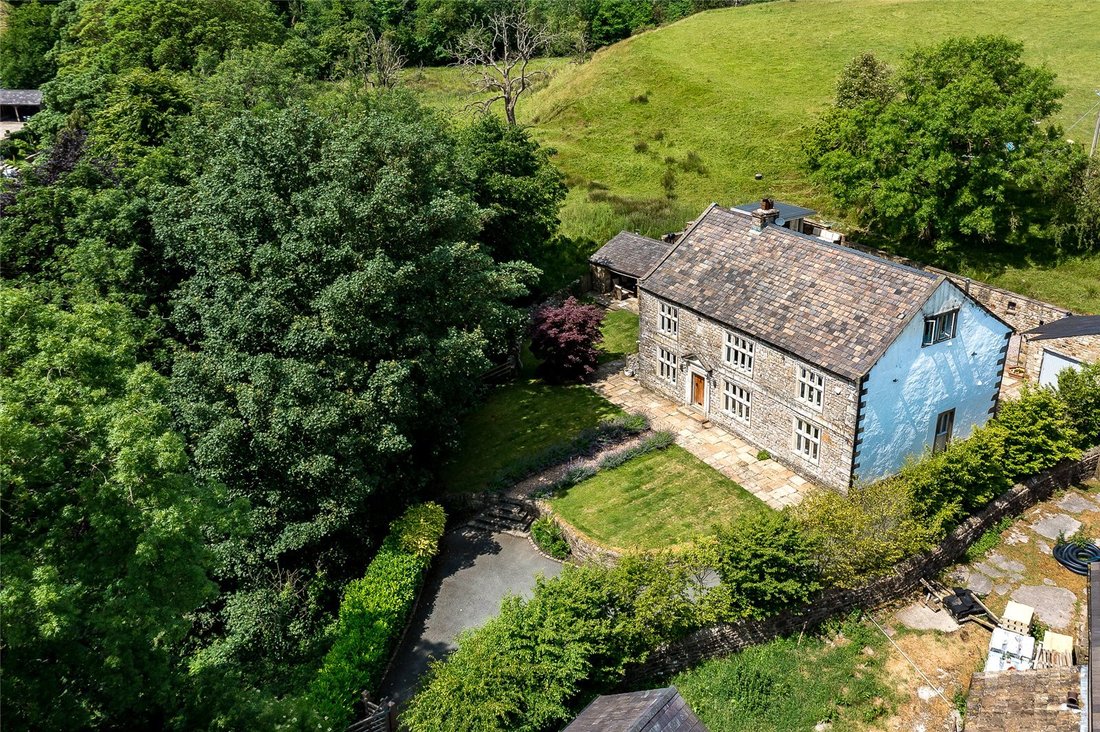 5 Bedroom House For Sale In Clitheroe In West Bradford, England, United