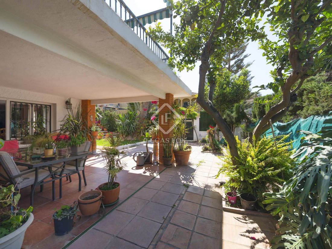 Málaga House / Villa In Málaga, Andalusia, Spain For Sale (11988001)