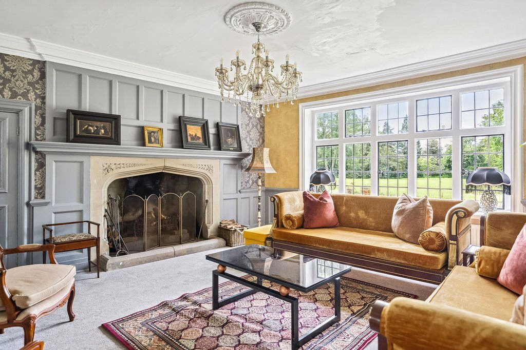 6 Bedroom Detached House For Sale In Iver In Iver, England, United