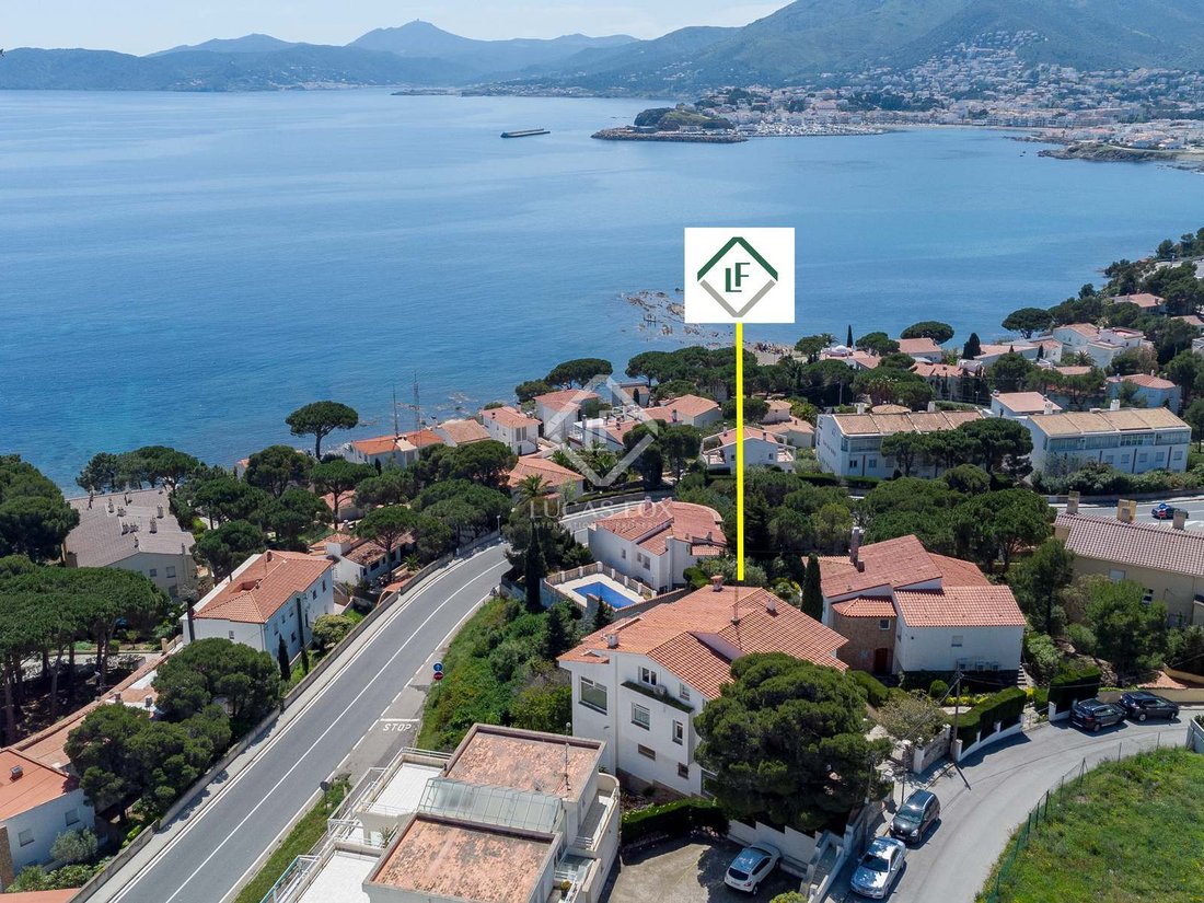 Llanca House / Villa In Girona, Spain For Sale (11953560)