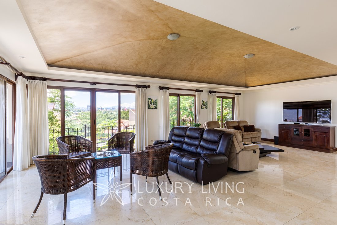 House in San Rafael, San José Province, Costa Rica 1 - 13335744