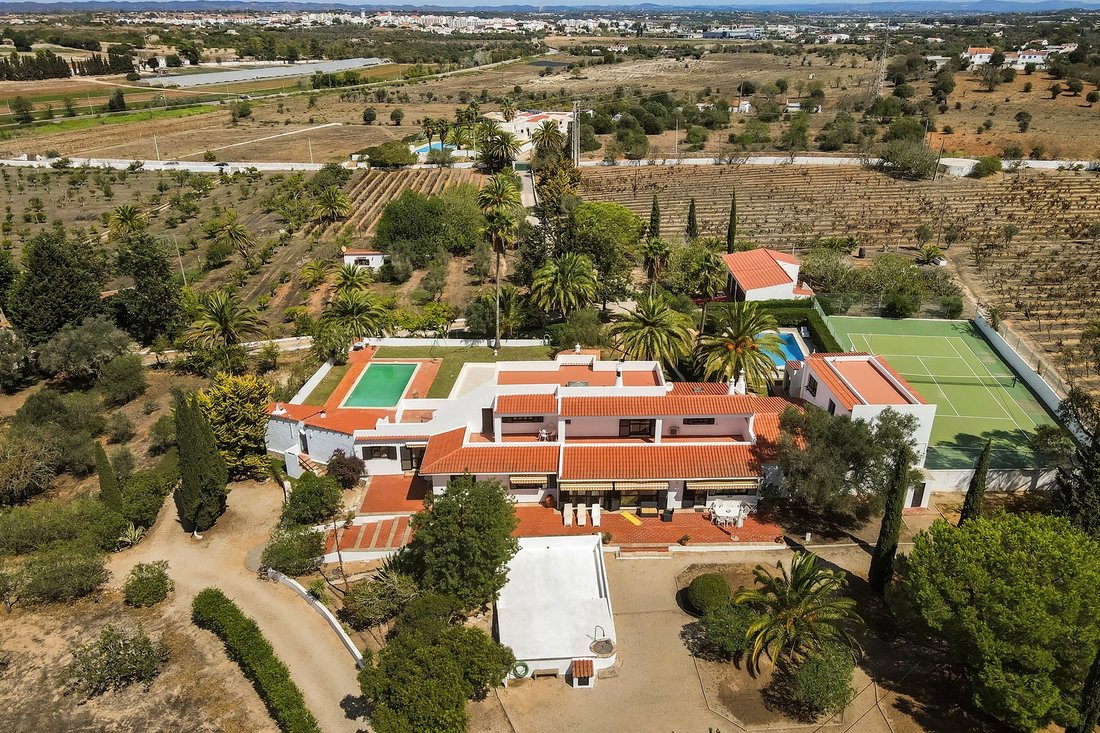 Country Estate, 15 Bedrooms, For Sale In Lagoa, Algarve, Portugal For Sale (13338758)