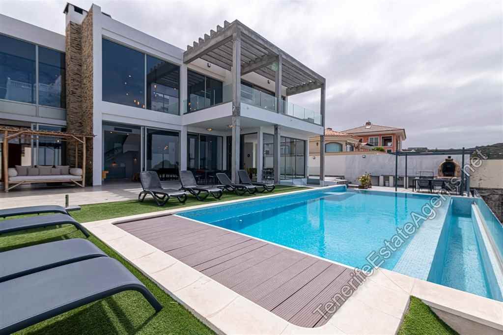 Villa in Adeje, Canary Islands, Spain 3 - 13338620