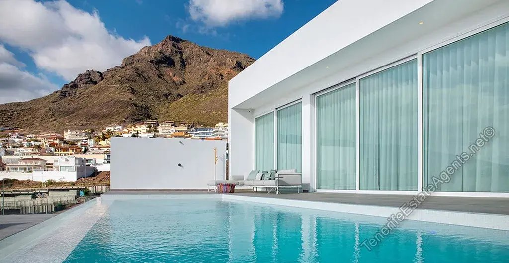 Villa in Adeje, Canary Islands, Spain 2 - 13338626