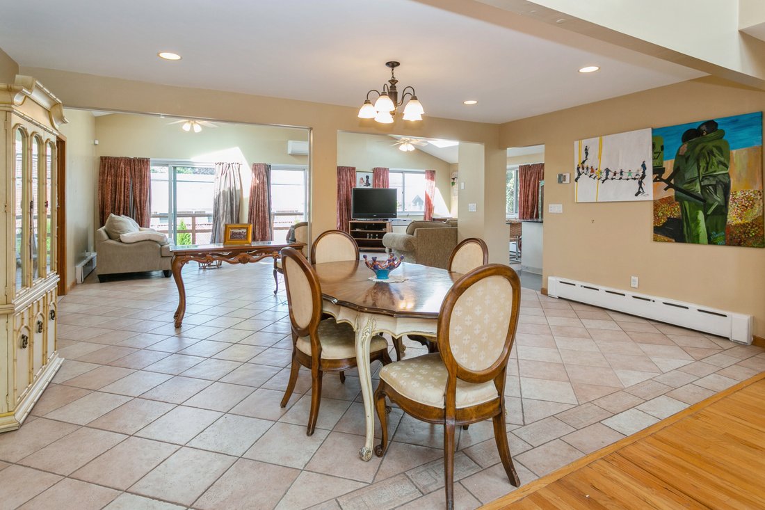 House in New Hyde Park, New York, United States 4 - 13338846