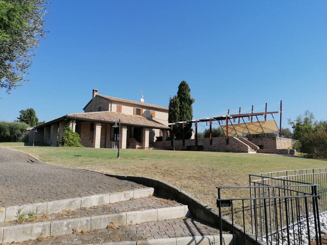 Villa in San Costanzo, Marche, Italy 2 - 13340666