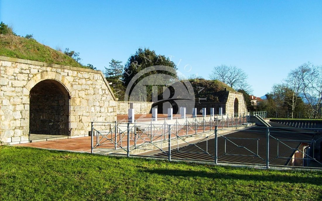 Villa in Historic Center, La Spezia, Italy 1 - 13342042