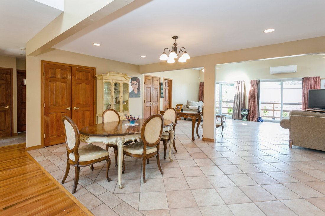 House in New Hyde Park, New York, United States 5 - 13338846