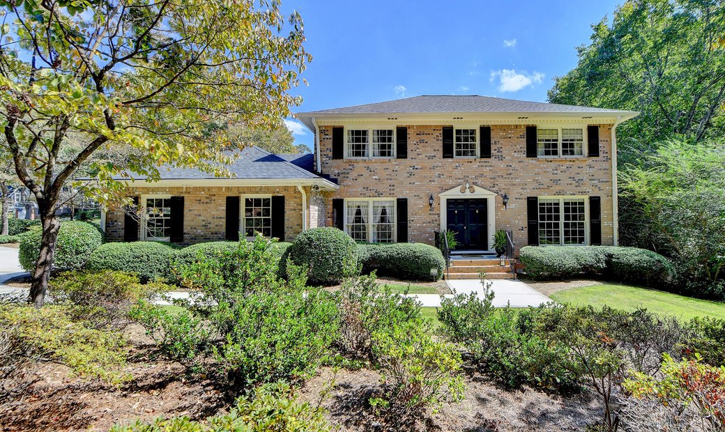 Amazing Dunwoody Location In Lovely In Dunwoody, United States