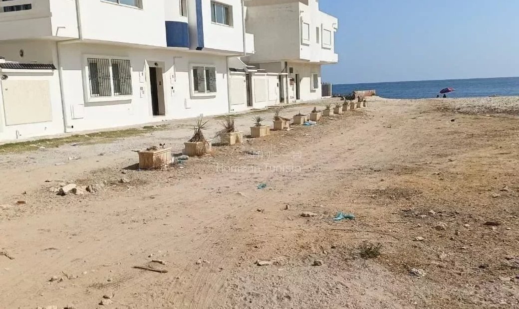 Sale Building Land Chatt Dans Hammam Sousse, Gouvernorat De Sousse