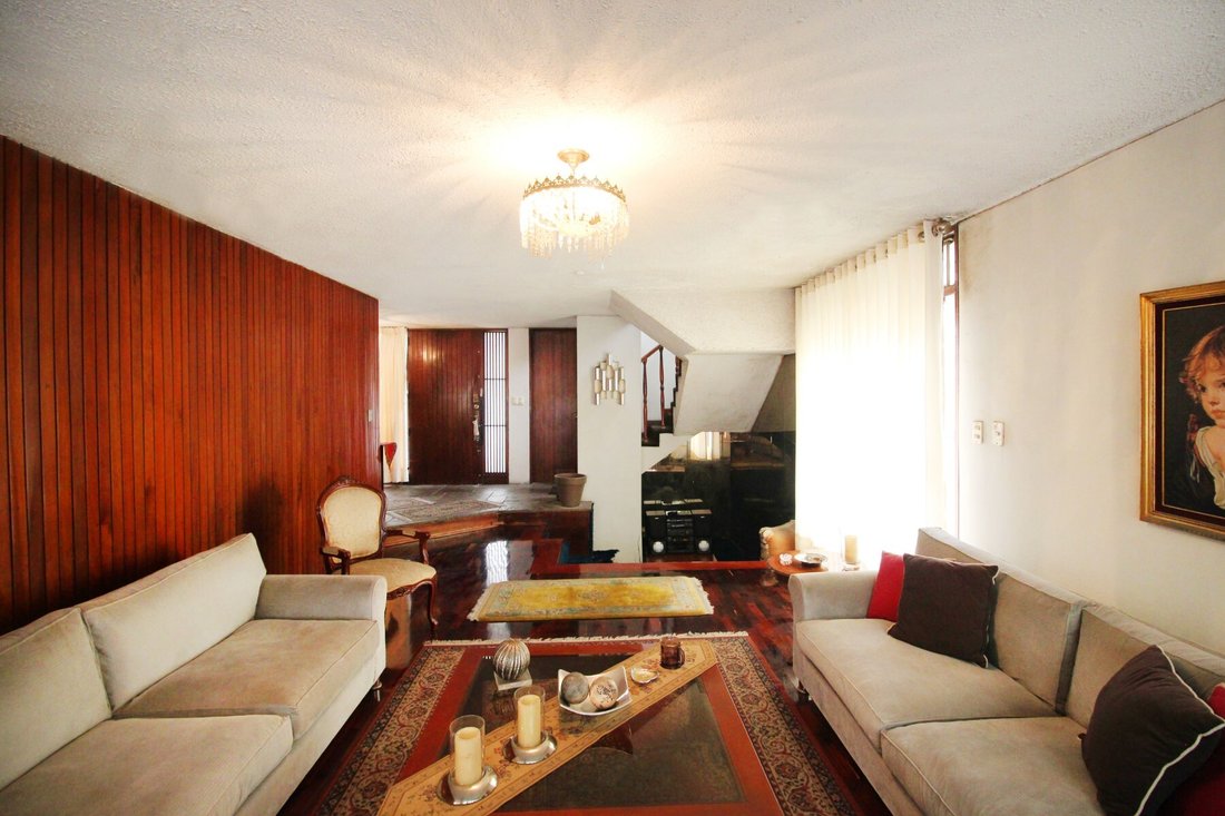 House On A In San Juan De Miraflores, Metropolitan Municipality Of Lima