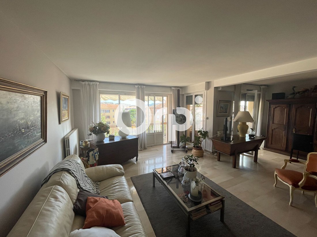Apartment in Sanary-sur-Mer, Provence-Alpes-Côte d'Azur, France 1 - 13342578