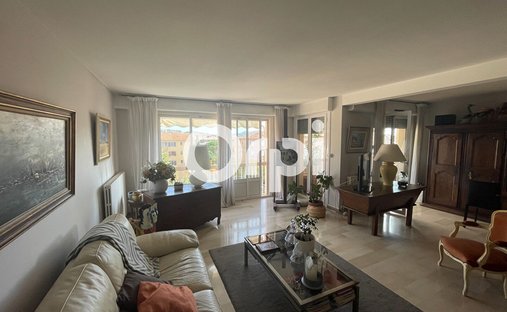 Apartment in Sanary-sur-Mer, Provence-Alpes-Côte d'Azur, France 1
