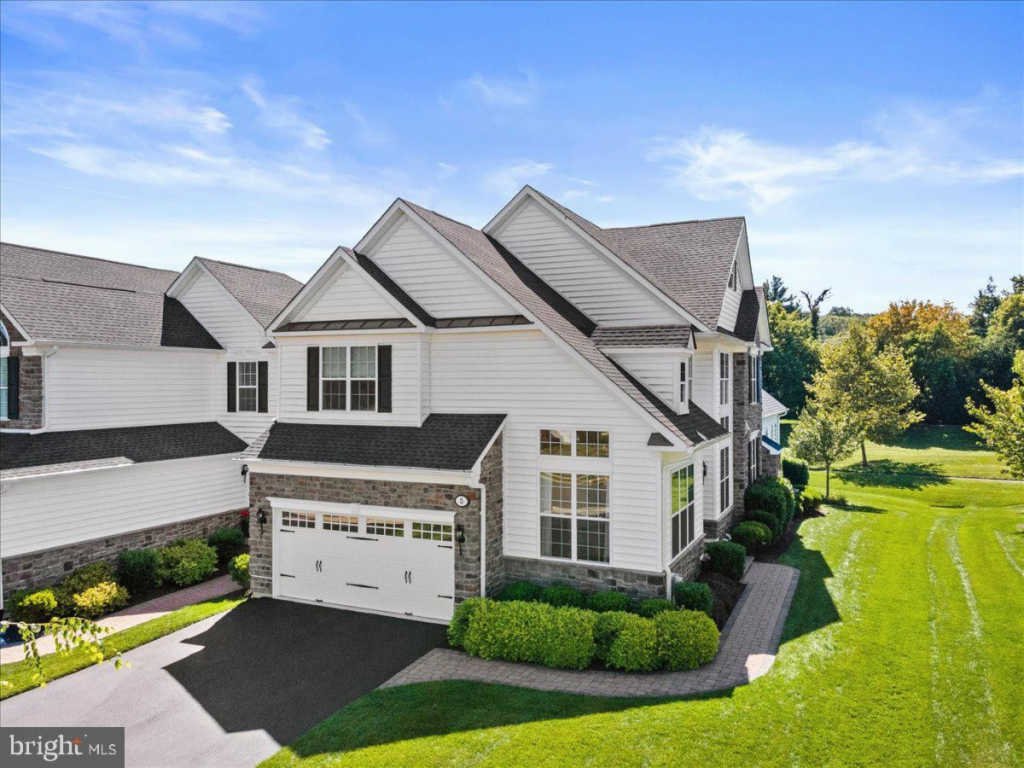 Townhouse Newtown In Penns Park, Pennsylvania, United States For Sale