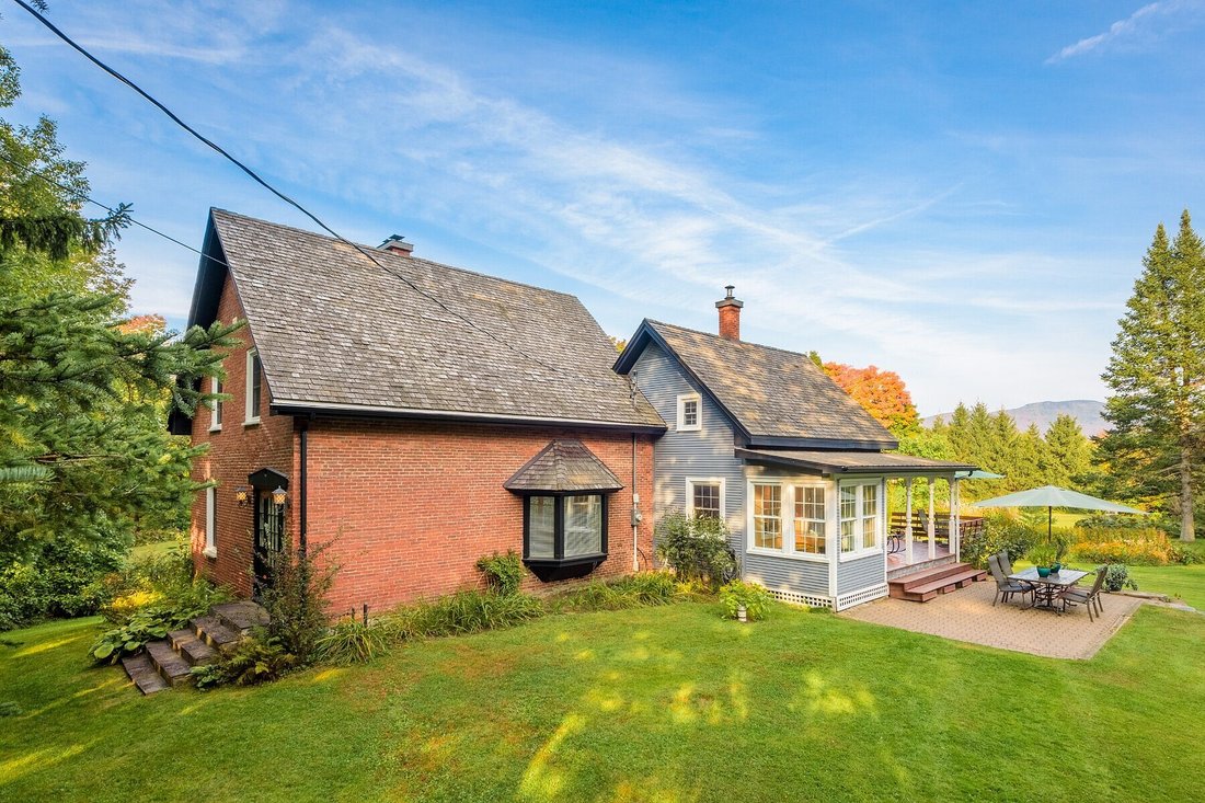 Sutton, Estrie In Sutton, Quebec, Canada For Sale (13339210)