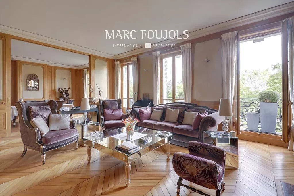 Avenue Foch Reception Apartment. In Paris, île De France, France For