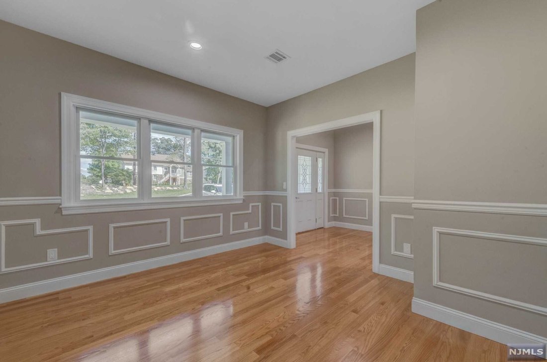 128 Stag Hill Road In Mahwah, Nj, United States For Sale (13306708)