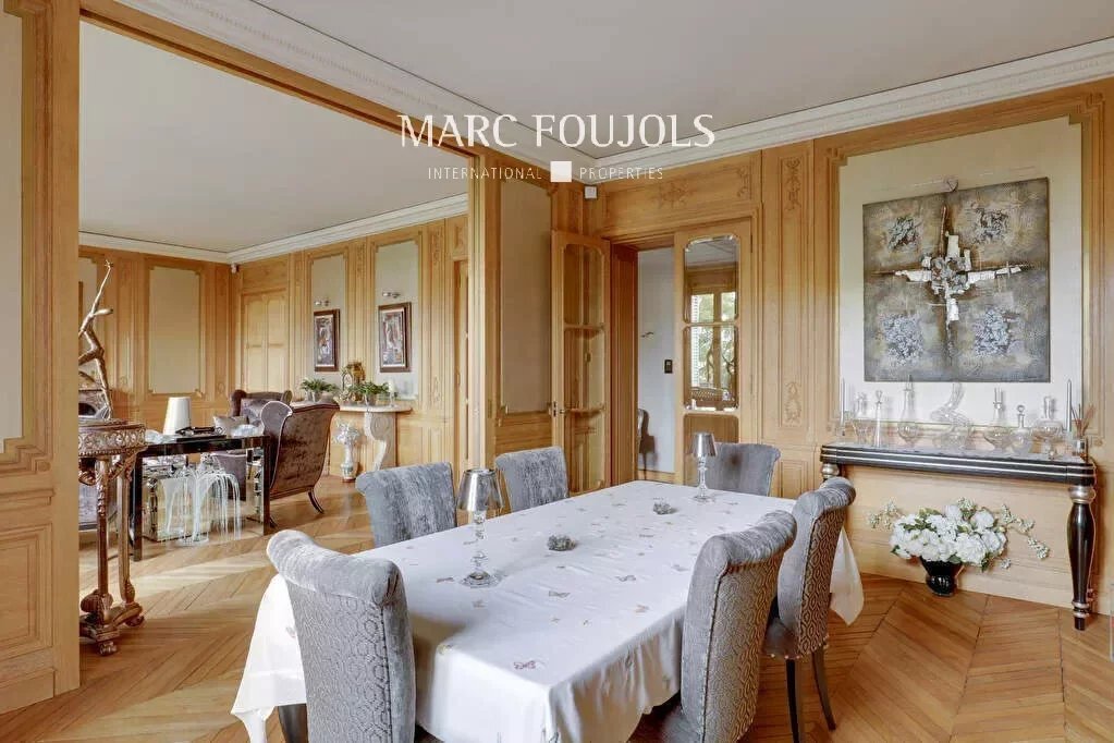 Avenue Foch Reception Apartment. In Paris, île De France, France For