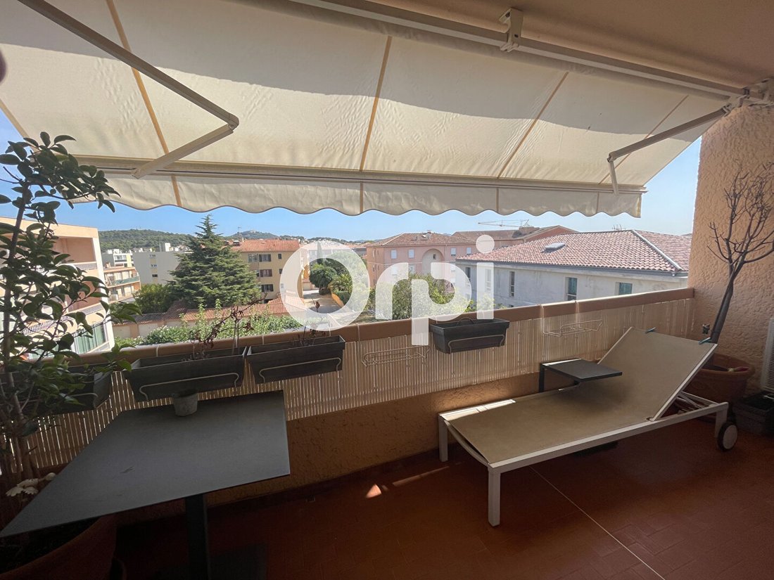 Apartment in Sanary-sur-Mer, Provence-Alpes-Côte d'Azur, France 2 - 13342578