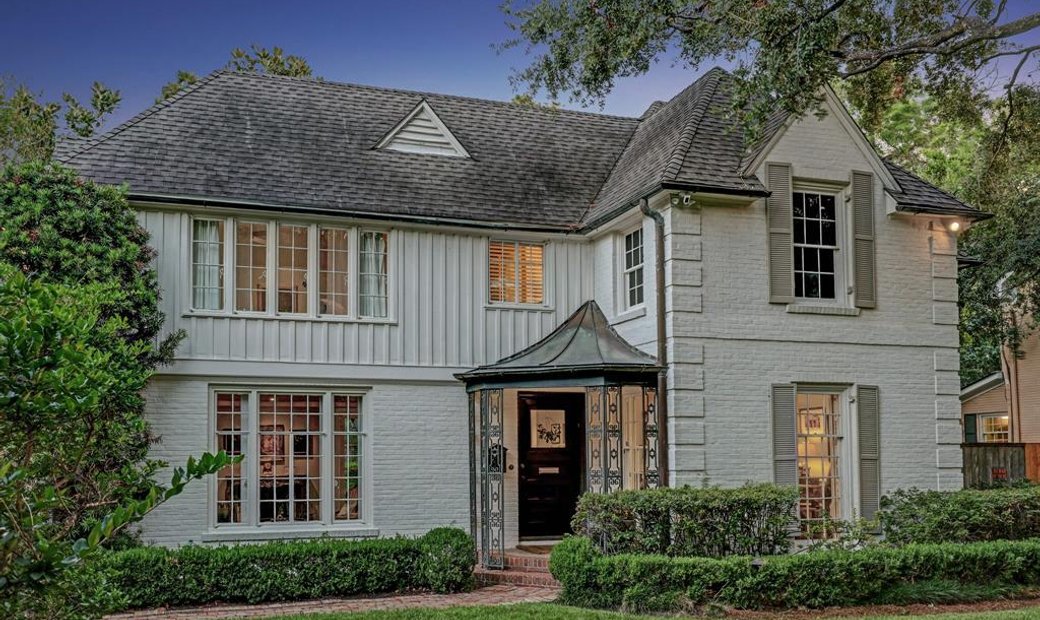 1920s Gem In The Heart Of River Oaks In Houston, Texas, United States ...