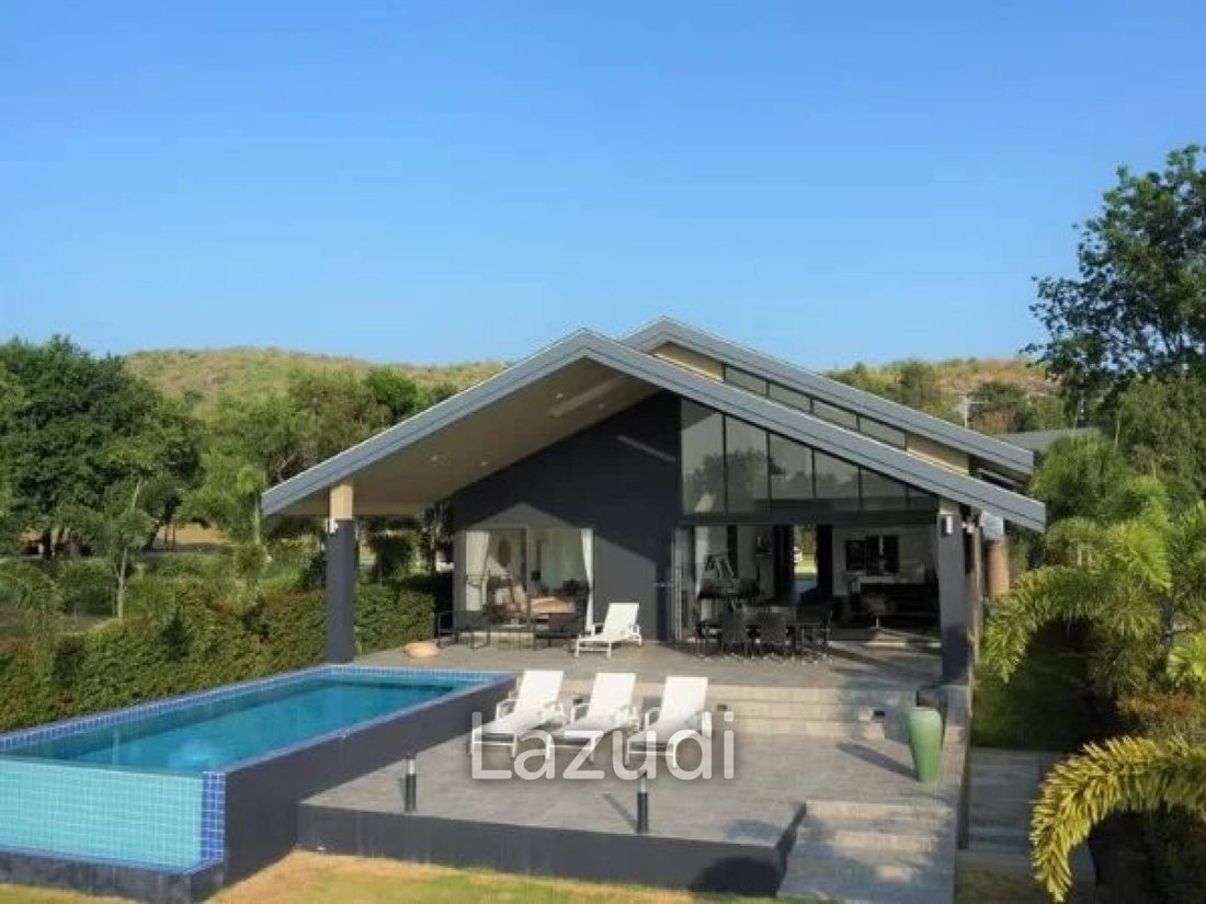 Villa in Thap Tai, Tanintharyi Region, Thailand 1 - 13342027