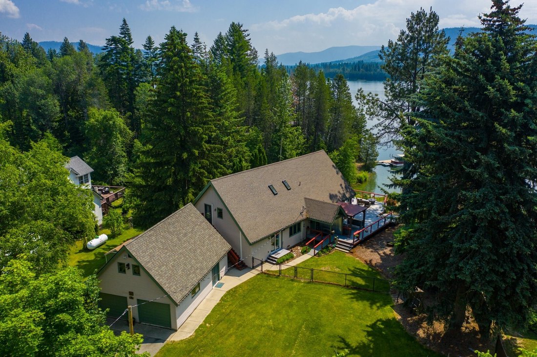 Pend Oreille Waterfront Home In Laclede, Idaho, United States For Sale