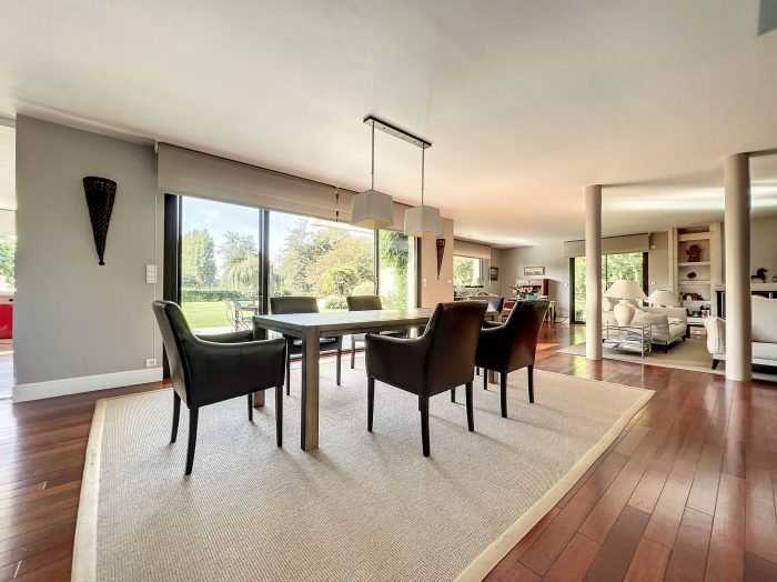 Cabourg Contemporaine In Cabourg, Normandy, France For Sale (13343168)